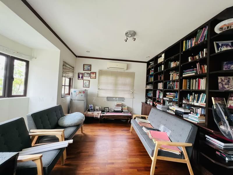 Bungalow for Sale in Ampang Jaya (Ampang) - Masnizah Arifin - Study - PropertyGuru.com.my