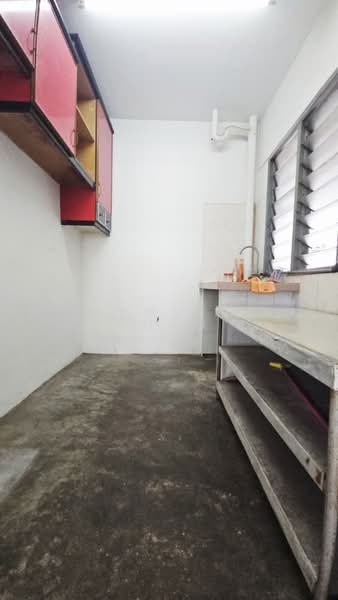 Apartment for Sale at Taman Seri Hijau - Eugene Tung - Kitchen - PropertyGuru.com.my