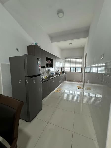 Rumah Teres untuk Dijual di Rawang (Selangor) - Zann Fauzan - Kitchen - PropertyGuru.com.my