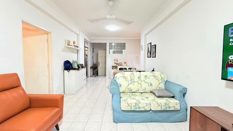 Condominium for Sale at Elaeis 2 - Syukor Hartanah - Living Room - PropertyGuru.com.my