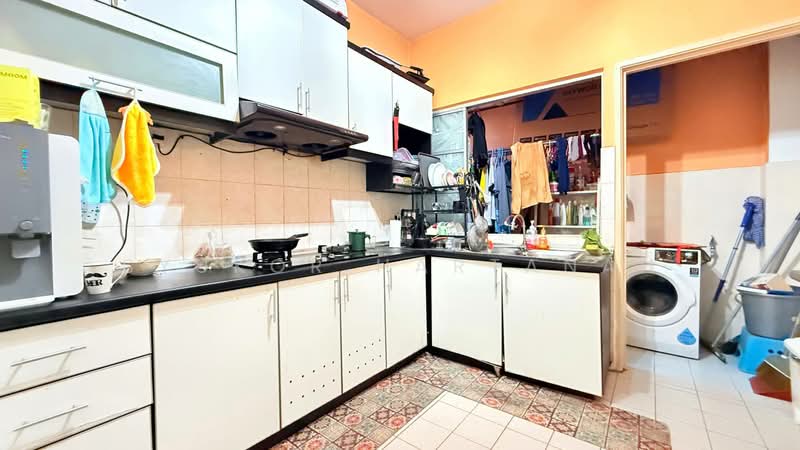 Condominium for Sale at Elaeis 2 - Syukor Hartanah - Kitchen - PropertyGuru.com.my