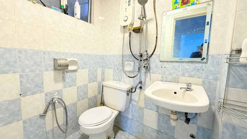 Condominium for Sale at Elaeis 2 - Syukor Hartanah - Bathroom - PropertyGuru.com.my