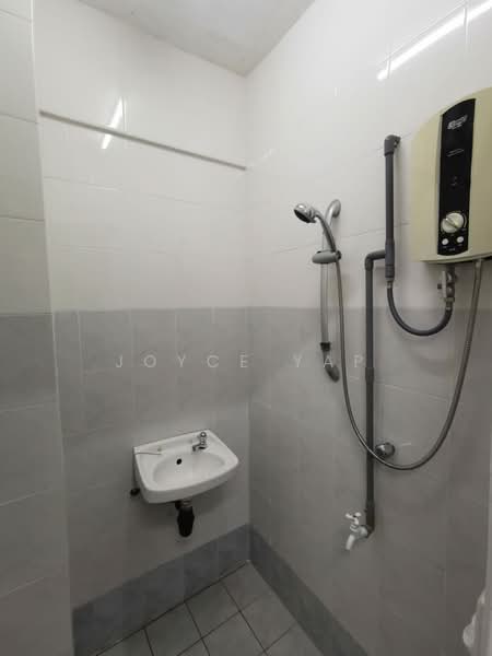 Pangsapuri untuk Disewa di Arena Green - Joyce Yap - Bathroom - PropertyGuru.com.my