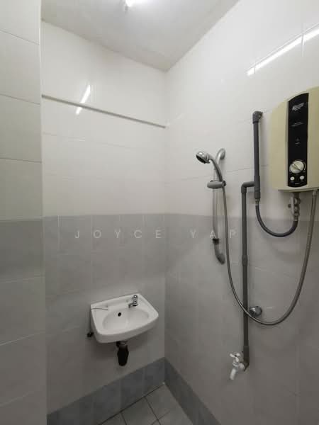 Pangsapuri untuk Disewa di Arena Green - Joyce Yap - Bathroom - PropertyGuru.com.my