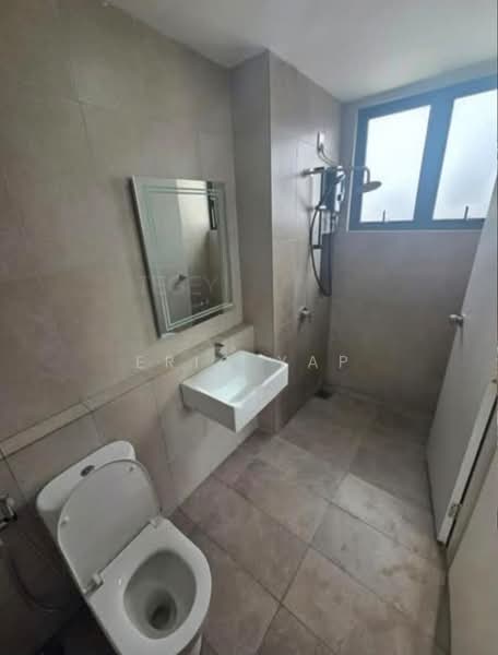 Kediaman Servis untuk Disewa di D'Sini Residences - Eric Yap - Bathroom - PropertyGuru.com.my