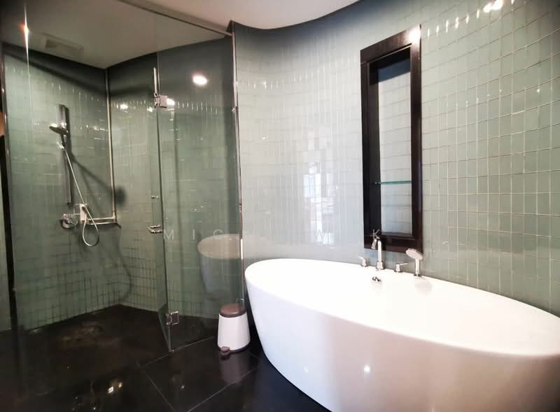 Servis Apartment untuk Dijual di St Mary Residences - Mick Kwok - Bathroom - PropertyGuru.com.my