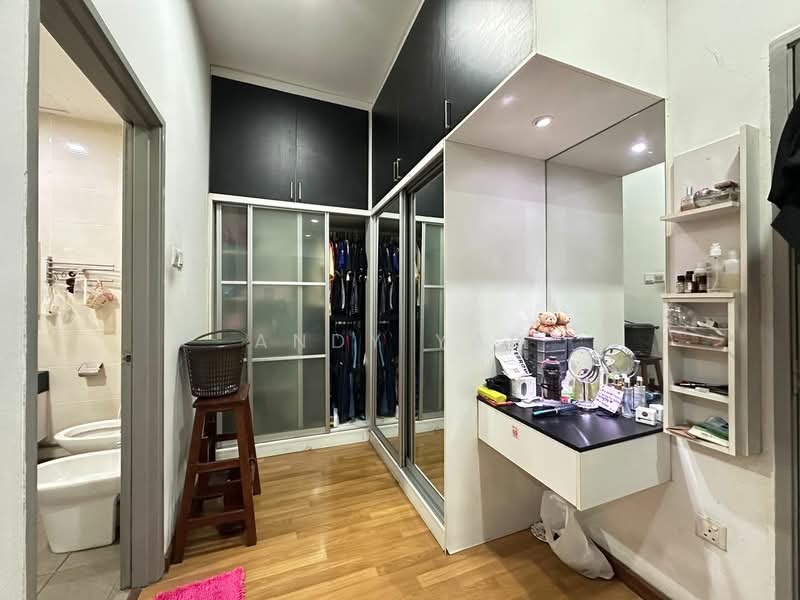 Semi-Detached House for Sale in Anggun 2 Residence (Rawang) - Andy Yap - Bathroom - PropertyGuru.com.my