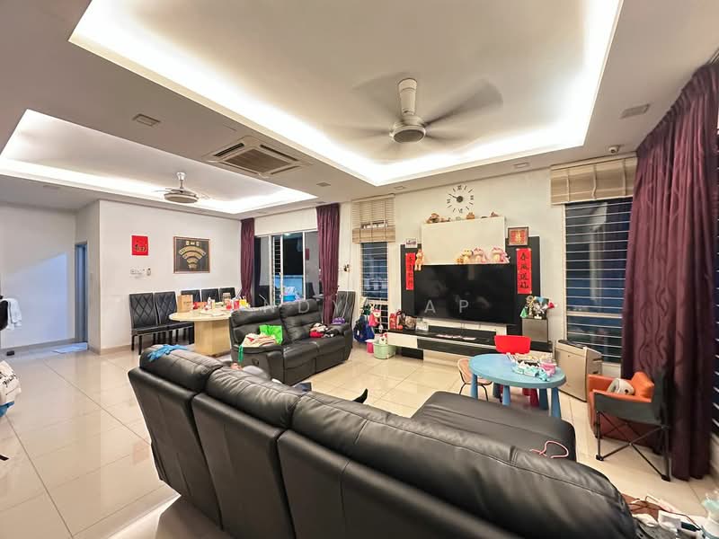 Semi-Detached House for Sale in Anggun 2 Residence (Rawang) - Andy Yap - Living Room - PropertyGuru.com.my