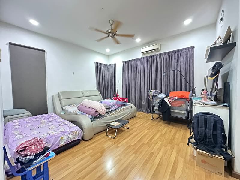 Semi-Detached House for Sale in Anggun 2 Residence (Rawang) - Andy Yap - Bedroom - PropertyGuru.com.my