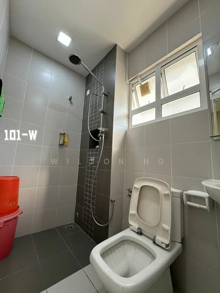 Rumah Berkembar untuk Dijual di Setia Damai (Setia Alam) - Wilson Ng - Bathroom - PropertyGuru.com.my