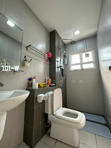 Rumah Berkembar untuk Dijual di Setia Damai (Setia Alam) - Wilson Ng - Bathroom - PropertyGuru.com.my
