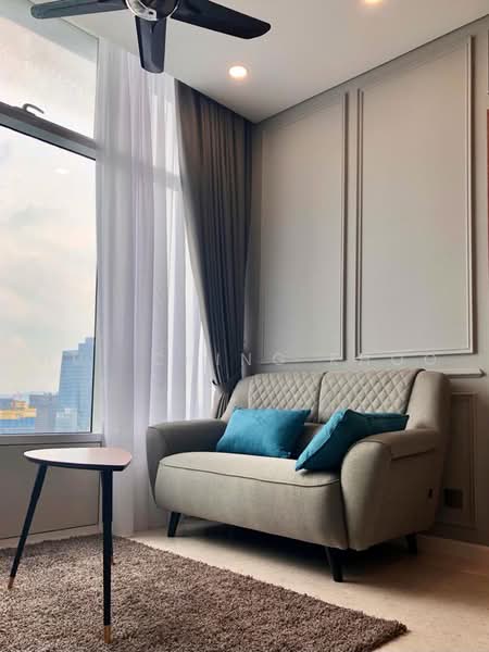 Servis Apartment untuk Disewa di Sky Suites @ KLCC - Hui Ching Khoo - Living Room - PropertyGuru.com.my