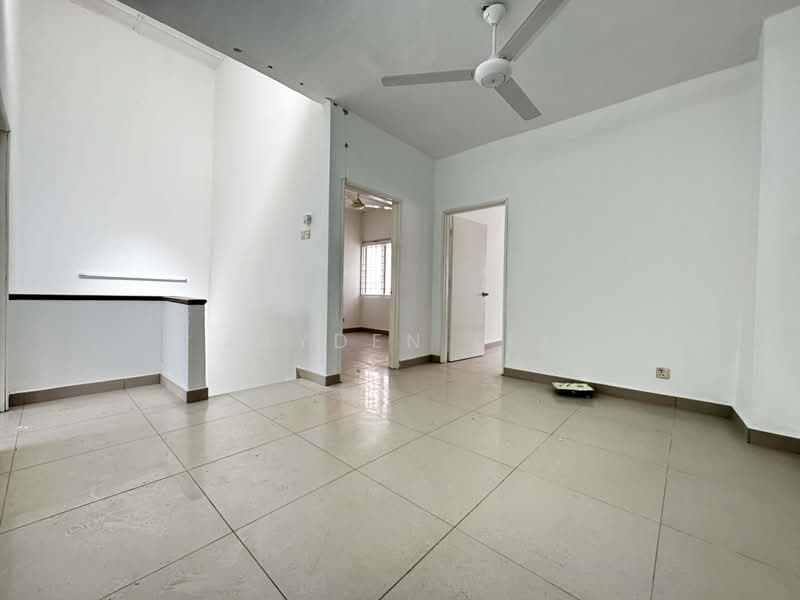 2-storey Terraced House for Sale in Pusat Bandar Puchong (Puchong) - Jayden Lee - Living Room - PropertyGuru.com.my