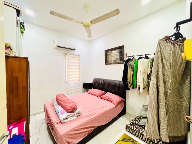 2-storey Terraced House for Sale in Batu Caves (Selangor) - NoraFizah Gapar - Bedroom - PropertyGuru.com.my