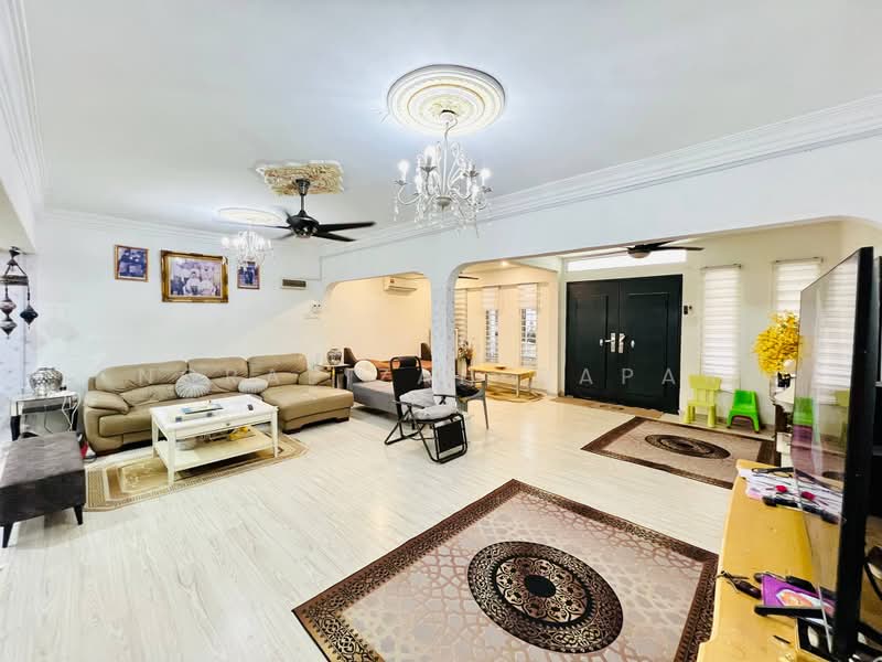 2-storey Terraced House for Sale in Batu Caves (Selangor) - NoraFizah Gapar - Living Room - PropertyGuru.com.my