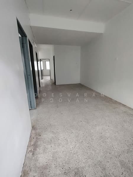 Terraced House for Sale in Shah Alam (Selangor) - Yogesvaran Poovan - Interior - PropertyGuru.com.my