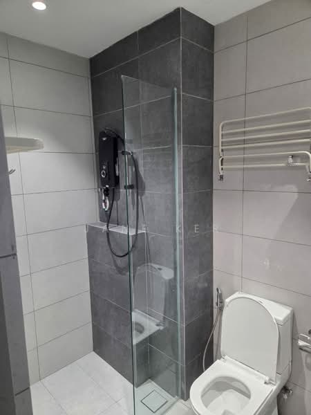 Servis Apartment untuk Disewa di The Era @ Duta North - Jane Ker - Bathroom - PropertyGuru.com.my