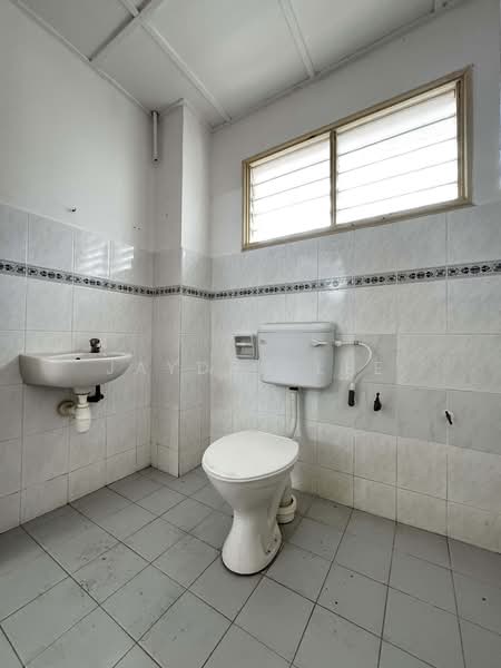 2-storey Terraced House for Sale in Pusat Bandar Puchong (Puchong) - Jayden Lee - Bathroom - PropertyGuru.com.my