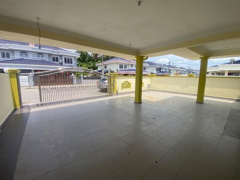 Rumah Berkembar untuk Dijual di Kampung Batu Belah (Klang) - Jackson Lee - Exterior - PropertyGuru.com.my