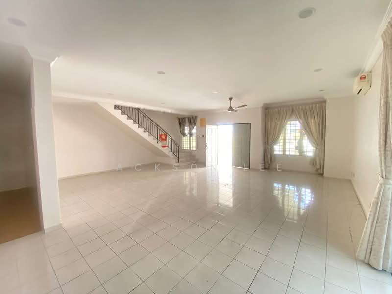 Rumah Berkembar untuk Dijual di Kampung Batu Belah (Klang) - Jackson Lee - Living Room - PropertyGuru.com.my