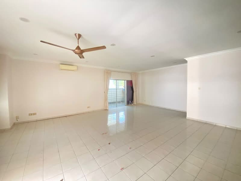 Rumah Berkembar untuk Dijual di Kampung Batu Belah (Klang) - Jackson Lee - Living Room - PropertyGuru.com.my