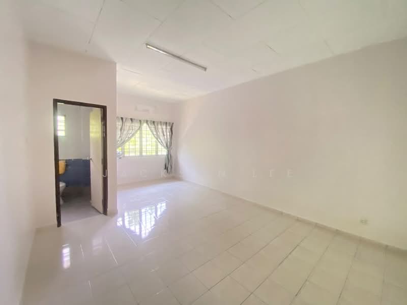 Rumah Berkembar untuk Dijual di Kampung Batu Belah (Klang) - Jackson Lee - Interior - PropertyGuru.com.my