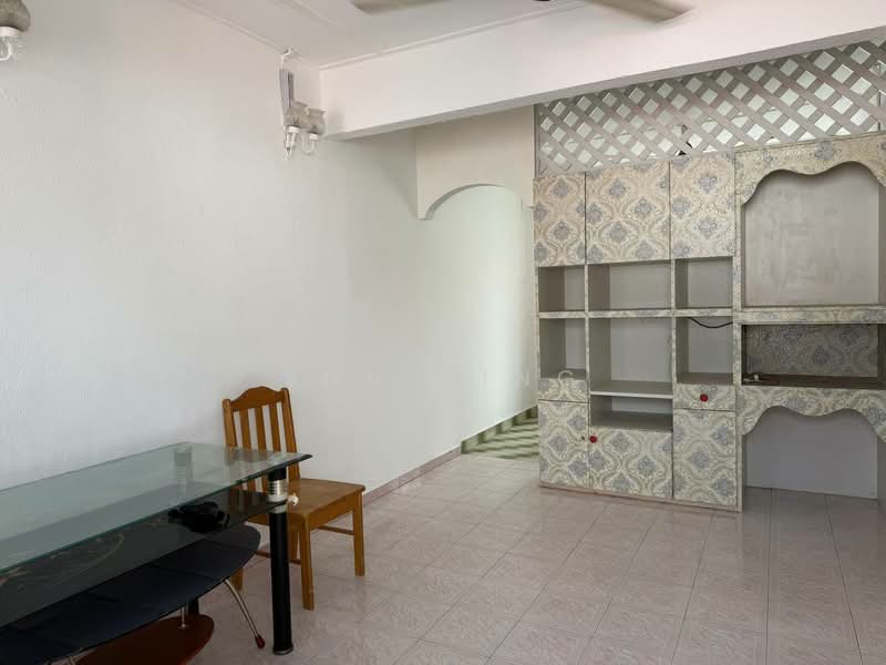 Rumah Flat untuk Dijual di Flat Taman Ungku Tun Aminah - Shu Ying - Living Room - PropertyGuru.com.my