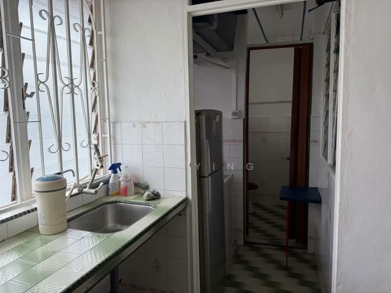 Rumah Flat untuk Dijual di Flat Taman Ungku Tun Aminah - Shu Ying - Kitchen - PropertyGuru.com.my
