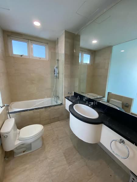 Kondominium untuk Dijual di Mutiara Upper East - Anizah Abdullah - Bathroom - PropertyGuru.com.my