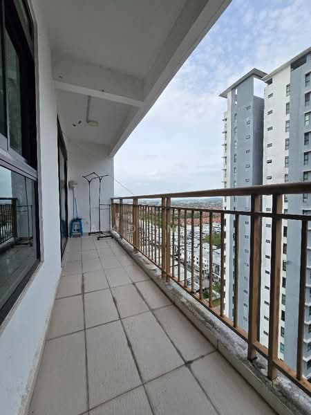 Pangsapuri untuk Dijual di The Garden Residences - Jayden Ng - Balcony - PropertyGuru.com.my
