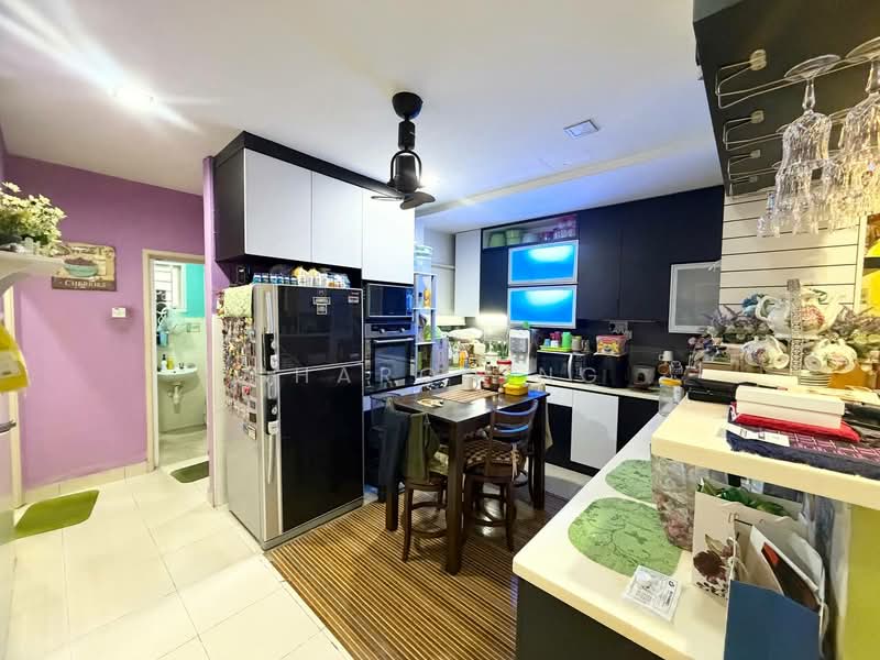 2-storey Terraced House for Sale in Mutiara Rini (Skudai) - Sharon Ng - Kitchen - PropertyGuru.com.my