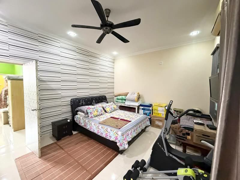 2-storey Terraced House for Sale in Mutiara Rini (Skudai) - Sharon Ng - Bedroom - PropertyGuru.com.my