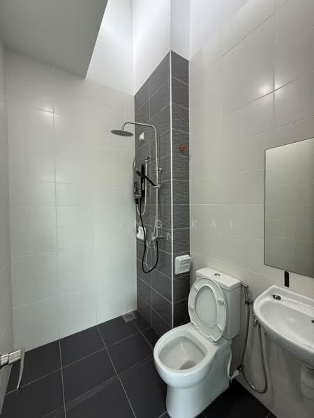 Rumah Teres 2 Tingkat untuk Disewa di Taman Mount Austin (Tebrau) - Chang Kai Yin - PropertyGuru.com.my