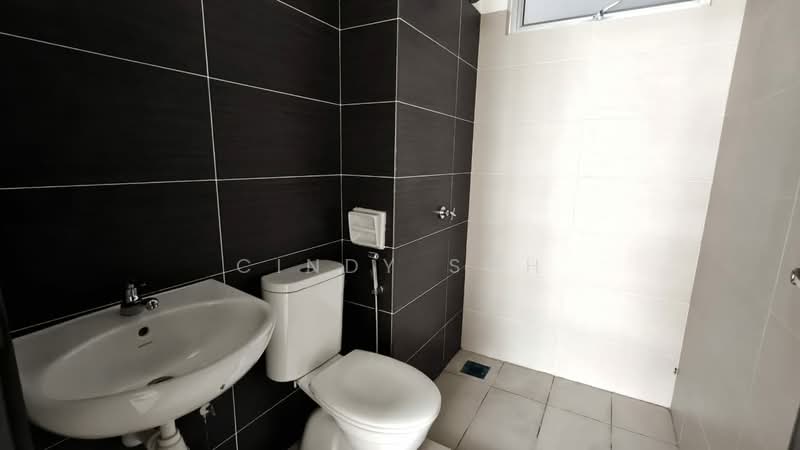 Apartment for Sale at Midori Green (Pangsapuri Hijauan) - Cindy Soh - Bathroom - PropertyGuru.com.my