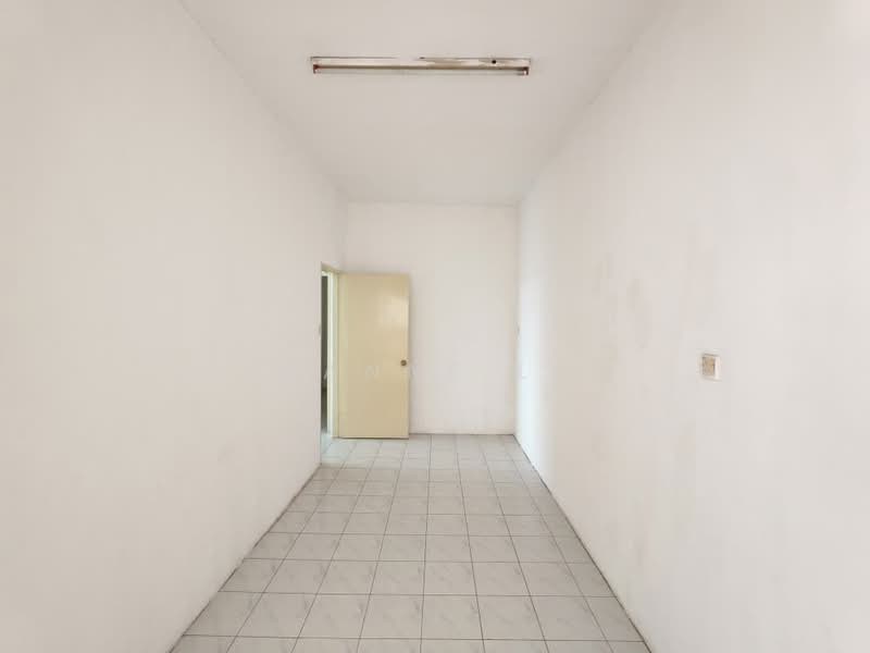Pangsapuri untuk Dijual di Taman Satria Apartment - Joanne Lee - Interior - PropertyGuru.com.my