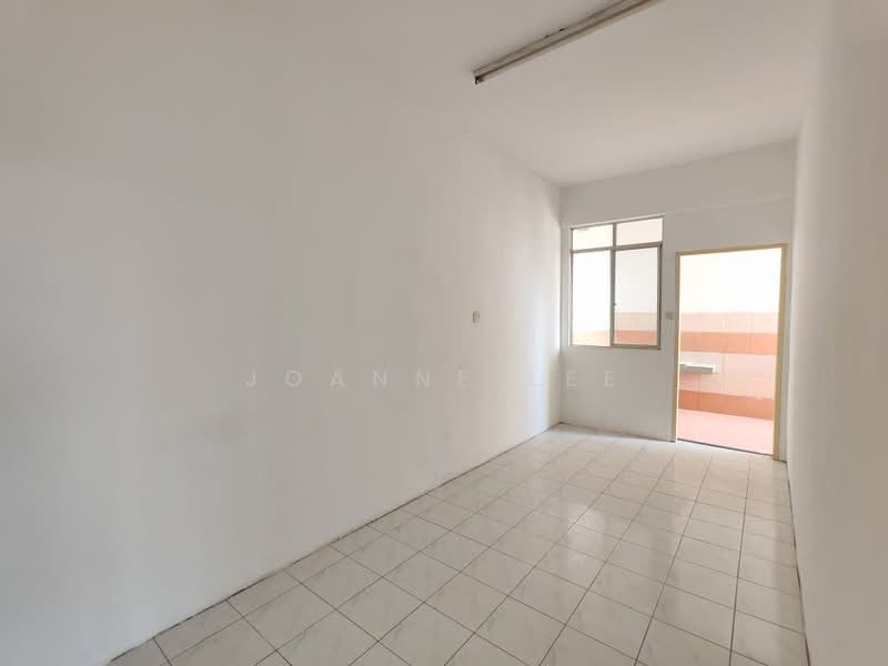 Pangsapuri untuk Dijual di Taman Satria Apartment - Joanne Lee - Interior - PropertyGuru.com.my