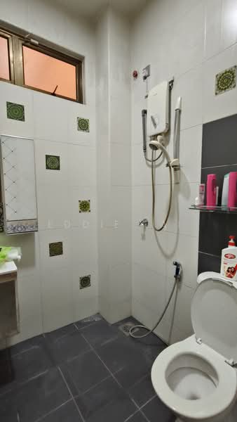 Semi-Detached House for Sale in Bandar Seri Alam (Masai) - Eddie Lai - PropertyGuru.com.my