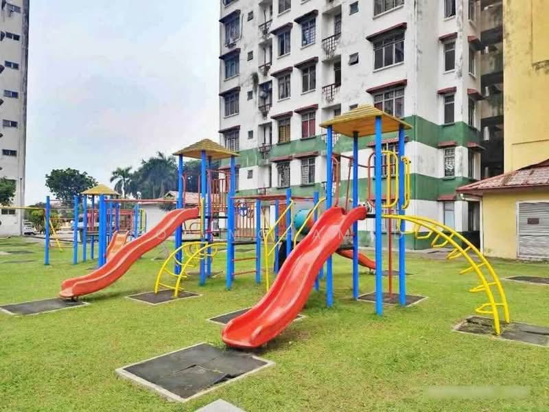 Pangsapuri untuk Dijual di Ilham Apartment - Nor Mohamad - Exterior - PropertyGuru.com.my