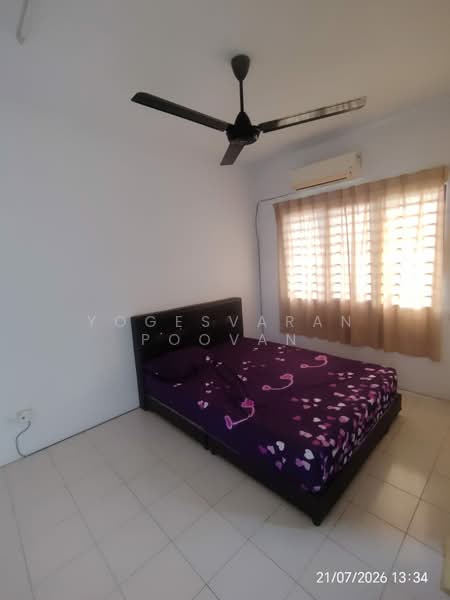 Pangsapuri untuk Dijual di Pangsapuri Mampu Milik (Pangsapuri Serai Wangi) - Yogesvaran Poovan - Bedroom - PropertyGuru.com.my