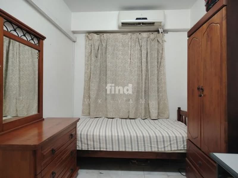 Pangsapuri untuk Disewa di Greenlane Heights Block A - WK Yam - Bedroom - PropertyGuru.com.my