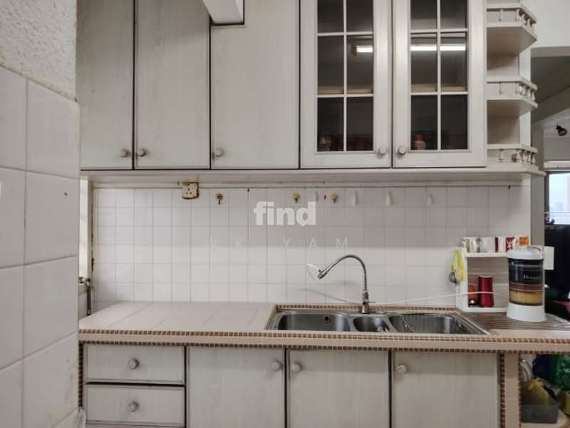Pangsapuri untuk Disewa di Greenlane Heights Block A - WK Yam - Kitchen - PropertyGuru.com.my