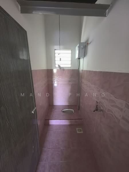 Terraced House for Sale in Kampar (Perak) - Mandy Phang - Bathroom - PropertyGuru.com.my
