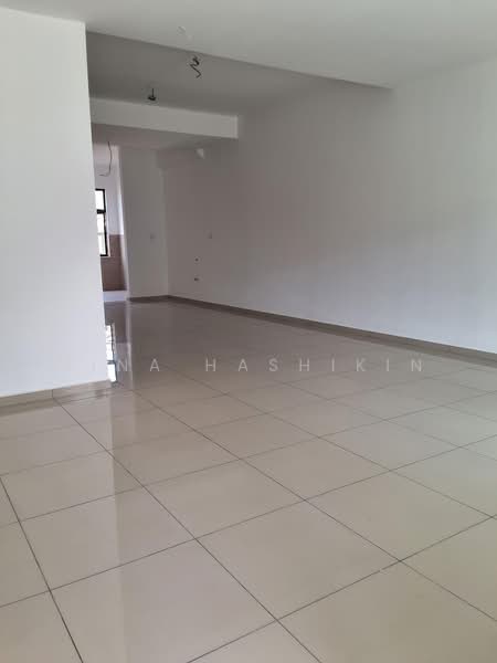 2-storey Terraced House for Sale in Taman Cheng Indah (Cheng) - Aina Hashikin - PropertyGuru.com.my