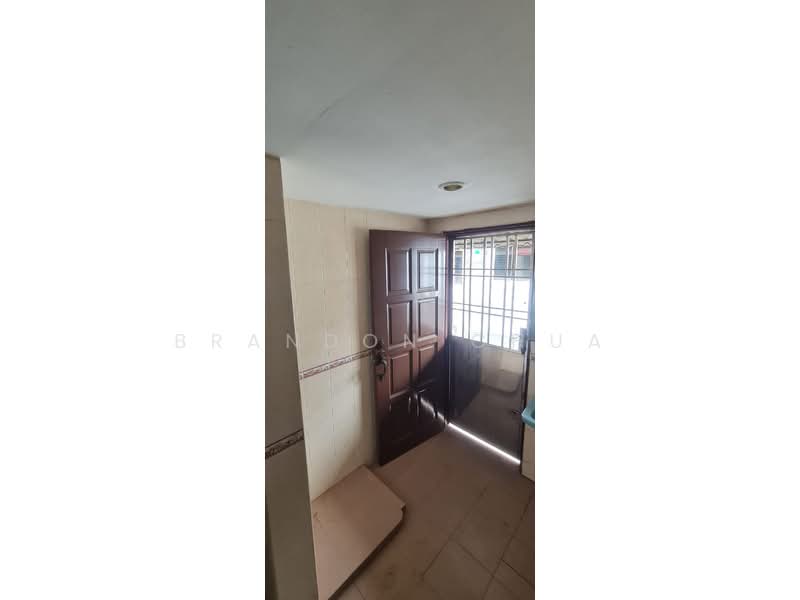1-storey Terraced House for Rent in Taman Ungku Tun Aminah (Skudai) - Brandon Chua - Entrance - PropertyGuru.com.my