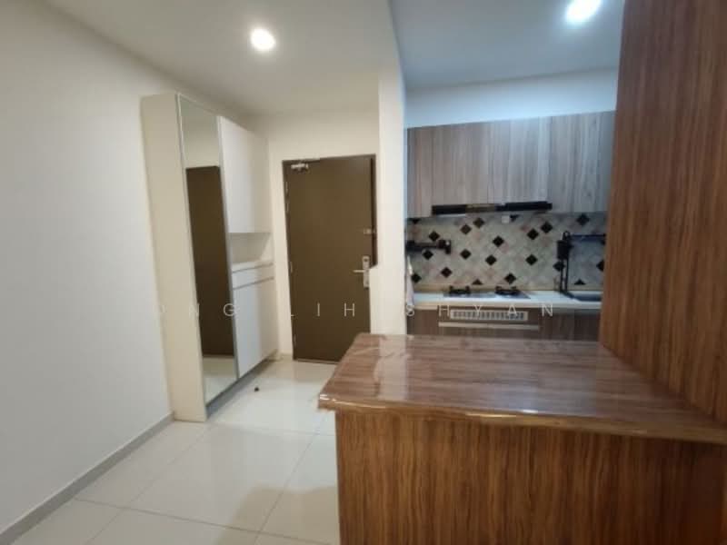 Kediaman Servis untuk Dijual di Country Garden Central Park - Ong Lih Shyan - Kitchen - PropertyGuru.com.my