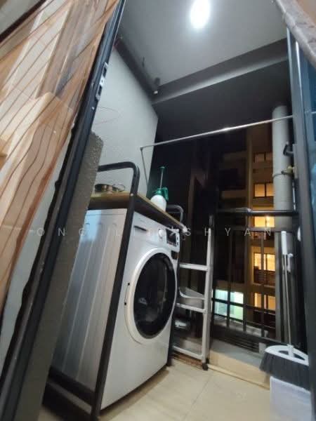 Kediaman Servis untuk Dijual di Country Garden Central Park - Ong Lih Shyan - Balcony - PropertyGuru.com.my