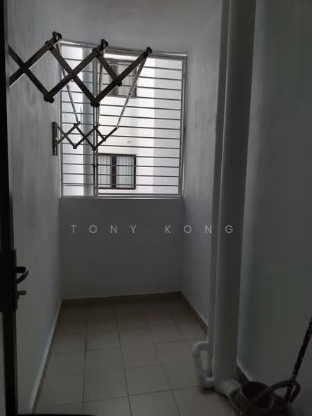 Kondominium untuk Dijual di Forest Hill - Tony Kong - Balcony - PropertyGuru.com.my