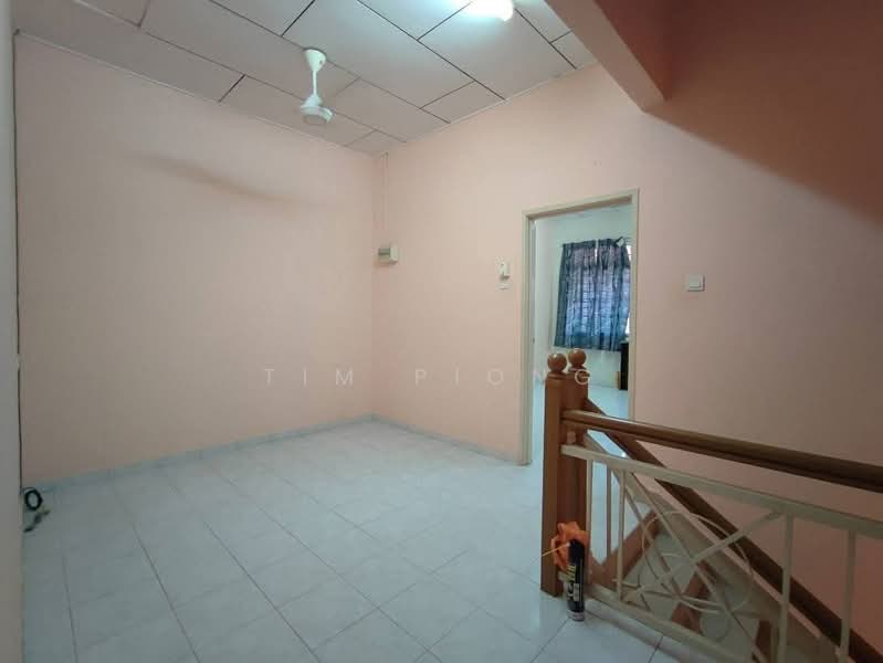 2-storey Terraced House for Sale in Taman Seri Jati (Batu Berendam) - Tim Piong - Interior - PropertyGuru.com.my