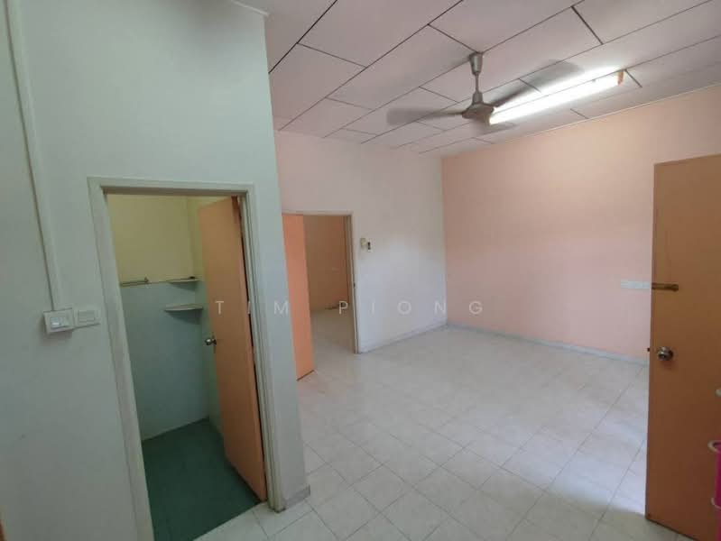 2-storey Terraced House for Sale in Taman Seri Jati (Batu Berendam) - Tim Piong - Interior - PropertyGuru.com.my