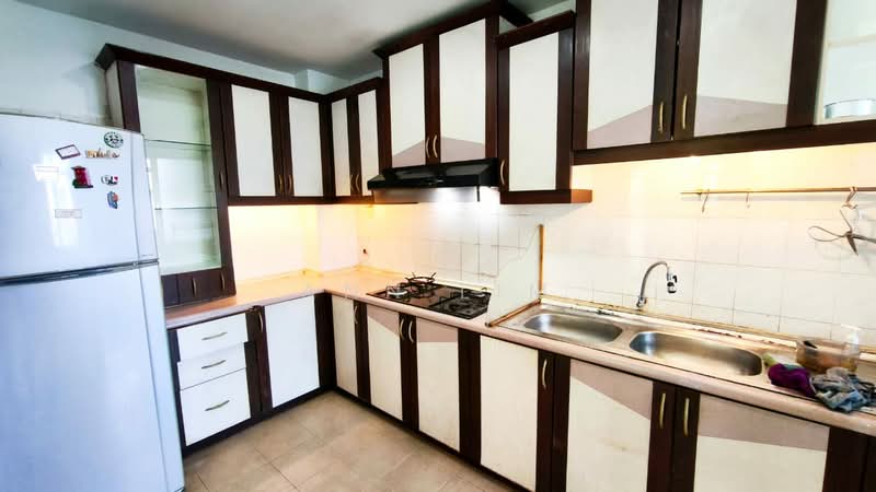 Condominium for Sale at Greenpark - Ann Lim - Kitchen - PropertyGuru.com.my